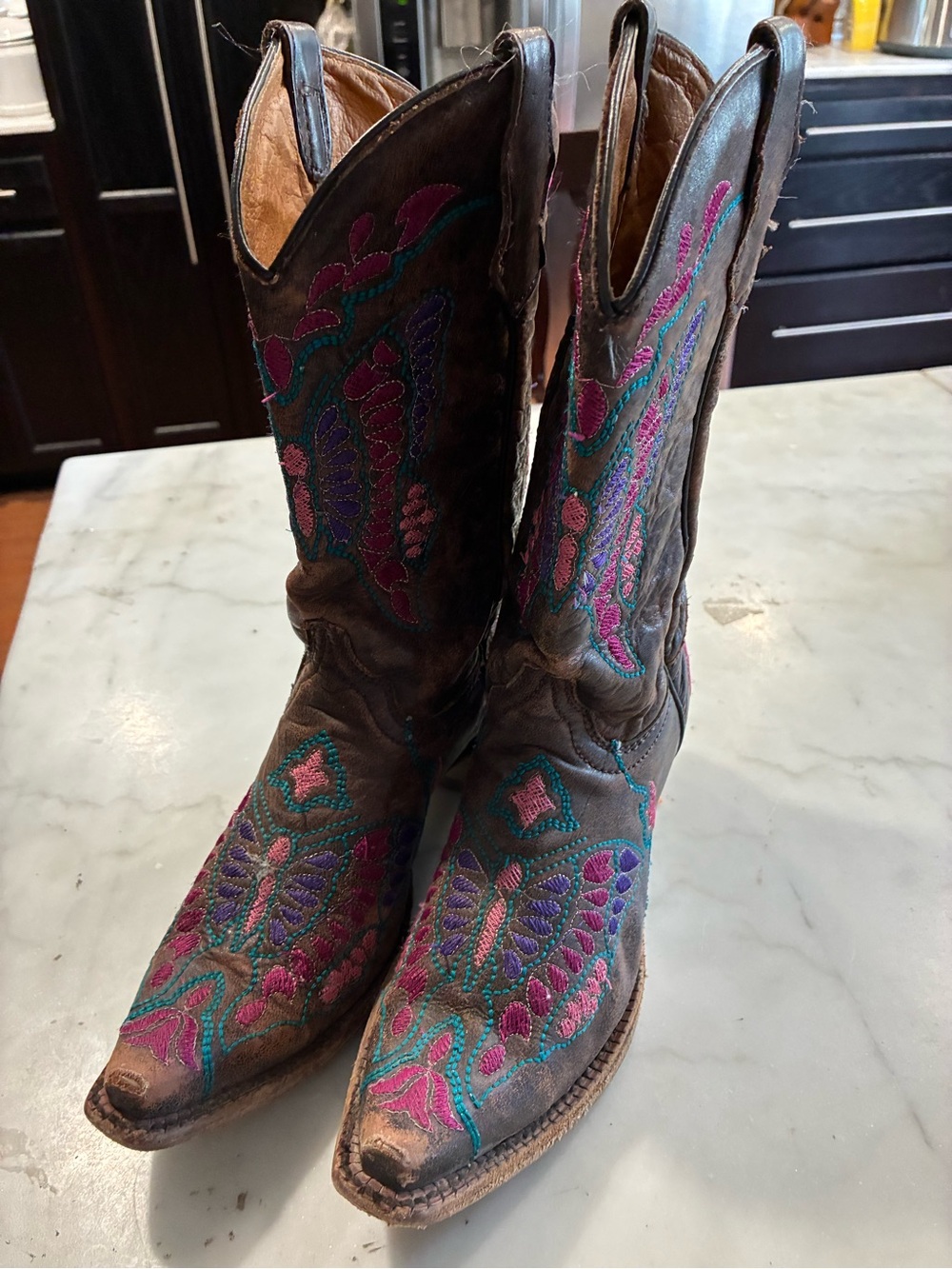 Corral Boots TEEN Girls Size 5 1/2 Snip Toe Embroidered Cowboy Western